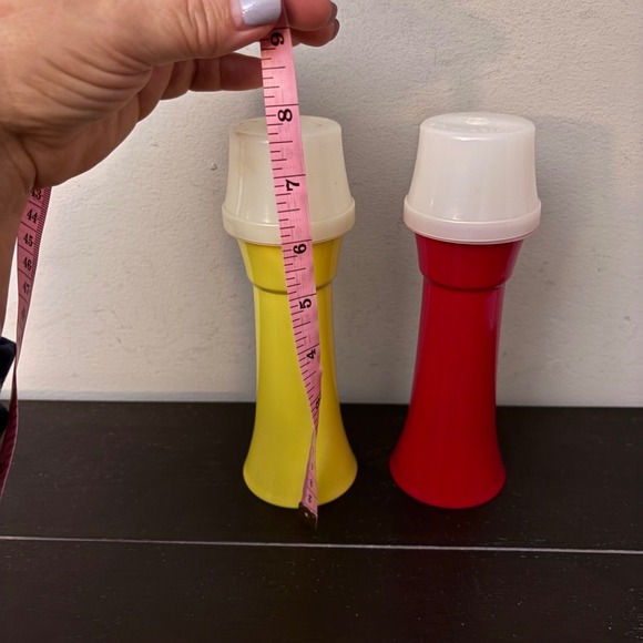 Vintage Tupperware | Ketchup & Mustard Pump Dispensers | Retro Condiment Set - Picture 4 of 11